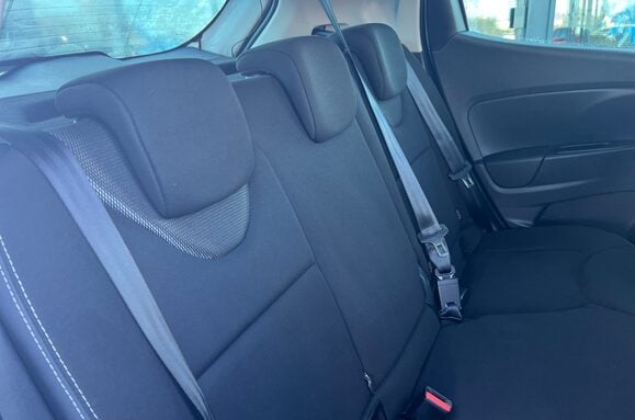 Renault Clio ICONIC 0.9 TCE 5 DOOR 31