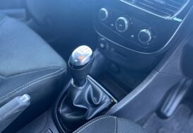 Renault Clio ICONIC 0.9 TCE 5 DOOR 24