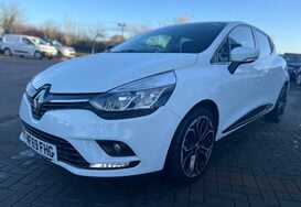 Renault Clio ICONIC 0.9 TCE 5 DOOR 16