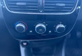 Renault Clio ICONIC 0.9 TCE 5 DOOR 41