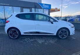 Renault Clio ICONIC 0.9 TCE 5 DOOR 8