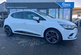 Renault Clio ICONIC 0.9 TCE 5 DOOR 9