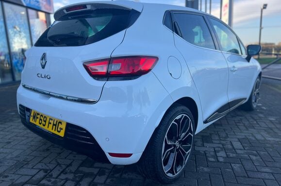 Renault Clio ICONIC 0.9 TCE 5 DOOR 12