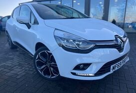 Renault Clio ICONIC 0.9 TCE 5 DOOR 6