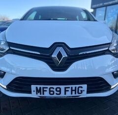Renault Clio ICONIC 0.9 TCE 5 DOOR 3