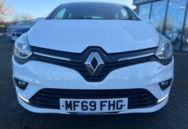 Renault Clio ICONIC 0.9 TCE 5 DOOR 4