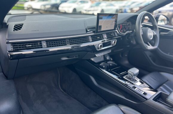 Audi A5 2.0 TFSI S LINE EDITION 1 MHEV CONVERTIBLE 38