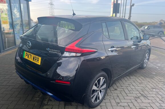 Nissan LEAF ACENTA AUTOMATIC 8