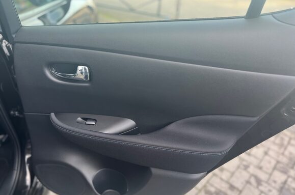 Nissan LEAF ACENTA AUTOMATIC 23