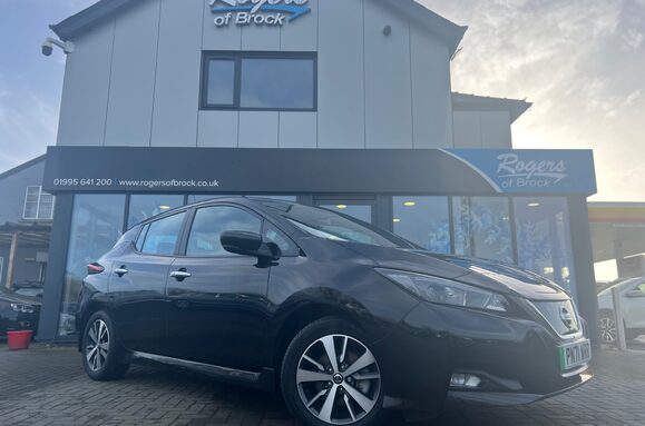 Nissan LEAF ACENTA AUTOMATIC 2