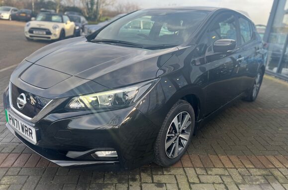 Nissan LEAF ACENTA AUTOMATIC 12