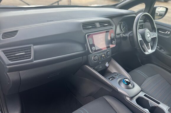 Nissan LEAF ACENTA AUTOMATIC 27