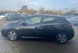 Nissan LEAF ACENTA AUTOMATIC 11