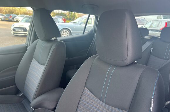 Nissan LEAF ACENTA AUTOMATIC 24