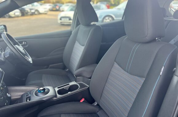 Nissan LEAF ACENTA AUTOMATIC 25