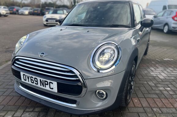 Mini Hatch COOPER EXCLUSIVE 5 DOOR AUTOMATIC 14
