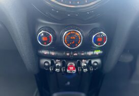 Mini Hatch COOPER EXCLUSIVE 5 DOOR AUTOMATIC 38