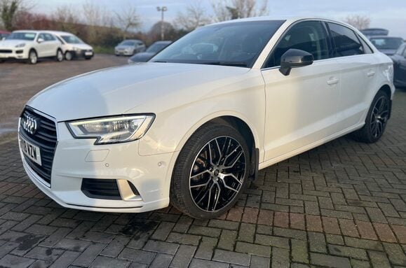 Audi A3 1.6 TDI SPORT AUTOMATIC 11