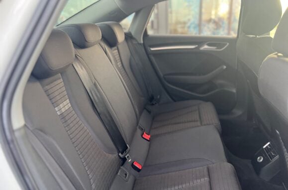 Audi A3 1.6 TDI SPORT AUTOMATIC 18