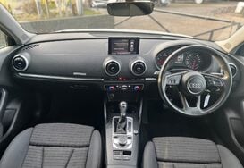 Audi A3 1.6 TDI SPORT AUTOMATIC 28