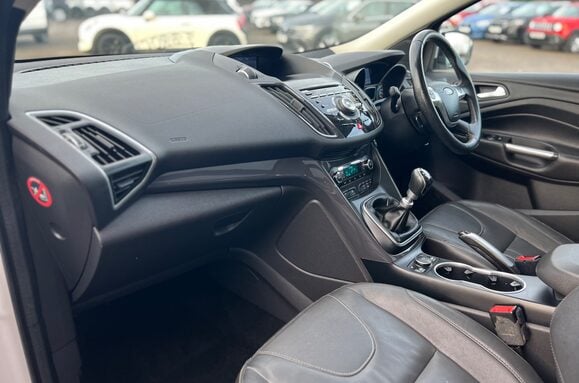 Ford Kuga TITANIUM X 2.0 TDCI 4X4 33