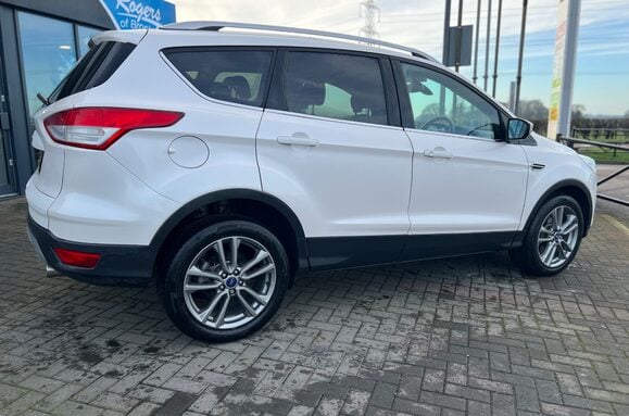 Ford Kuga TITANIUM X 2.0 TDCI 4X4 8