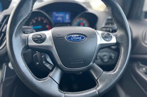 Ford Kuga TITANIUM X 2.0 TDCI 4X4 42