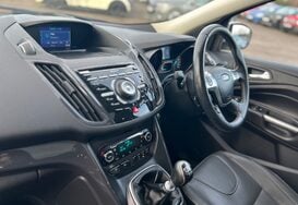 Ford Kuga TITANIUM X 2.0 TDCI 4X4 32