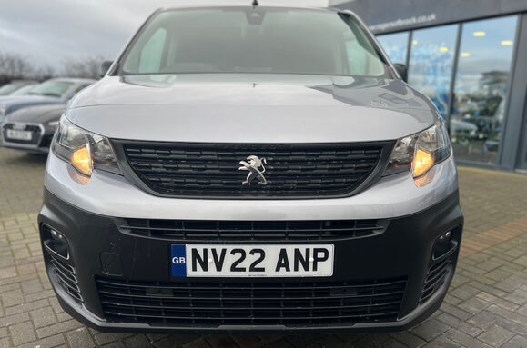 Peugeot Partner BLUEHDI ASPHALT PREMIUM L1 4