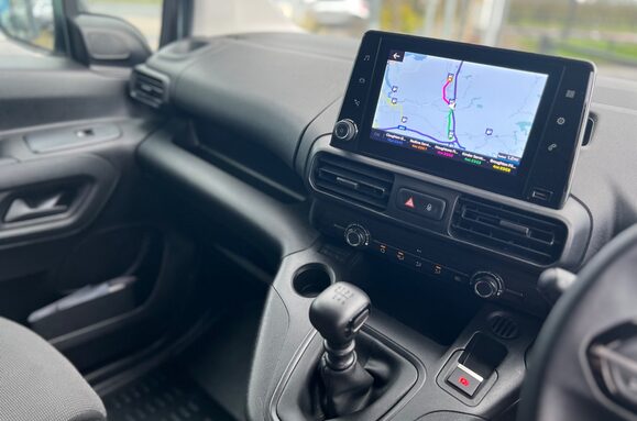 Peugeot Partner BLUEHDI ASPHALT PREMIUM L1 22