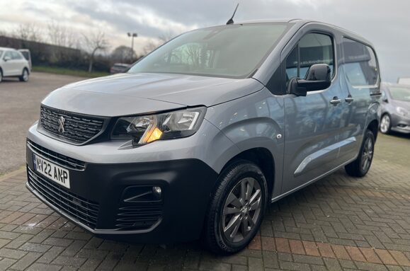 Peugeot Partner BLUEHDI ASPHALT PREMIUM L1 16