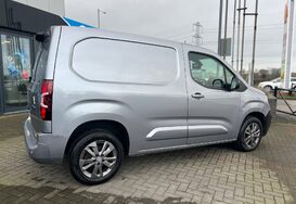 Peugeot Partner BLUEHDI ASPHALT PREMIUM L1 7