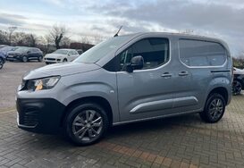 Peugeot Partner BLUEHDI ASPHALT PREMIUM L1 17