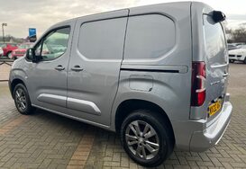 Peugeot Partner BLUEHDI ASPHALT PREMIUM L1 14