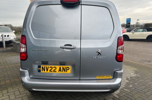 Peugeot Partner BLUEHDI ASPHALT PREMIUM L1 11