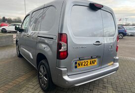 Peugeot Partner BLUEHDI ASPHALT PREMIUM L1 10