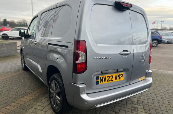 Peugeot Partner BLUEHDI ASPHALT PREMIUM L1 10