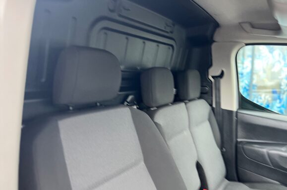 Peugeot Partner BLUEHDI ASPHALT PREMIUM L1 24