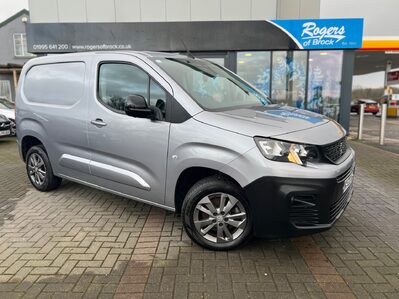 Peugeot Partner BLUEHDI ASPHALT PREMIUM L1