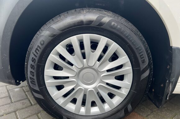 Volkswagen Caddy C20 TDI STARTLINE BLUEMOTION TECHNOLOGY CAMPER 25