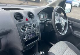 Volkswagen Caddy C20 TDI STARTLINE BLUEMOTION TECHNOLOGY CAMPER 38