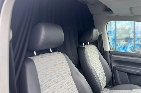 Volkswagen Caddy C20 TDI STARTLINE BLUEMOTION TECHNOLOGY CAMPER 30