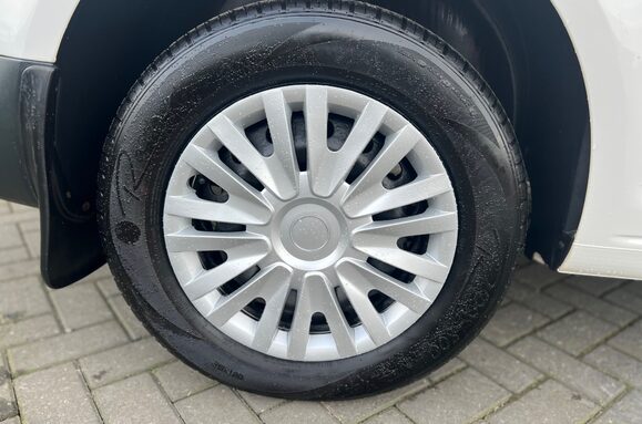 Volkswagen Caddy C20 TDI STARTLINE BLUEMOTION TECHNOLOGY CAMPER 27