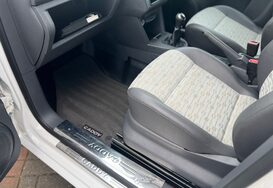 Volkswagen Caddy C20 TDI STARTLINE BLUEMOTION TECHNOLOGY CAMPER 40