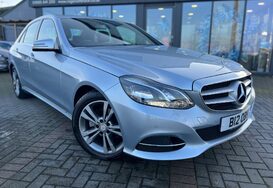 Mercedes-Benz E Class E220 BLUETEC SE AUTOMATIC 4