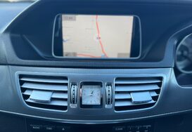 Mercedes-Benz E Class E220 BLUETEC SE AUTOMATIC 41