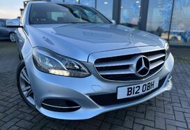 Mercedes-Benz E Class E220 BLUETEC SE AUTOMATIC 5