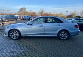Mercedes-Benz E Class E220 BLUETEC SE AUTOMATIC 14