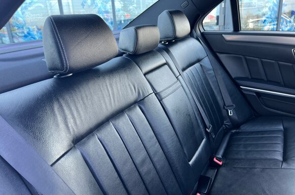 Mercedes-Benz E Class E220 BLUETEC SE AUTOMATIC 30