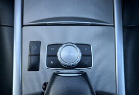 Mercedes-Benz E Class E220 BLUETEC SE AUTOMATIC 44